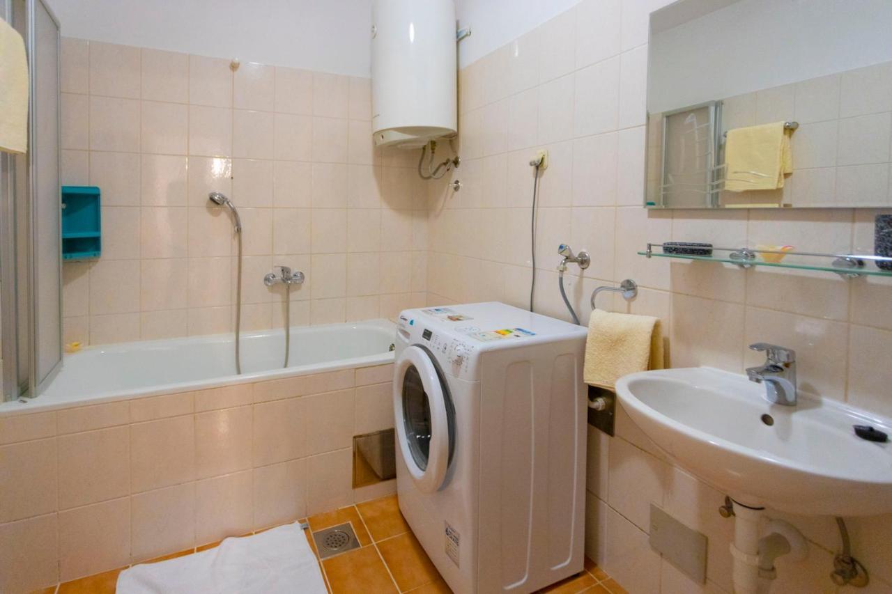 Apartman Angie Макарська Екстер'єр фото